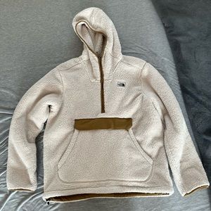 NorthFace Campshire Pullover Hoodie